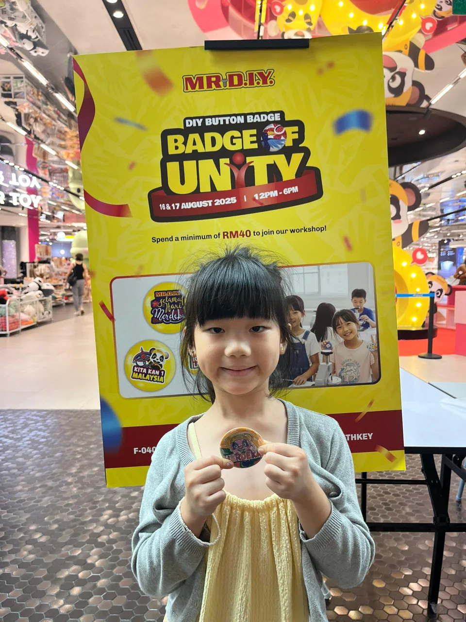 Badge of Unity in the workshop source photographs