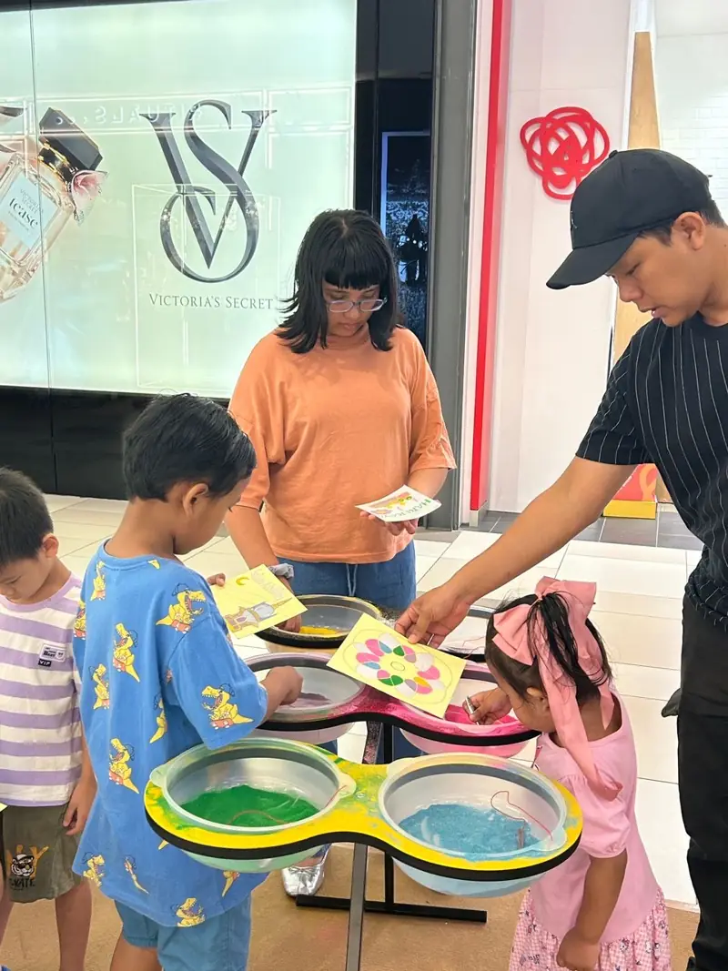 Sand art at MyTown Raya · March 2026 — photo 3