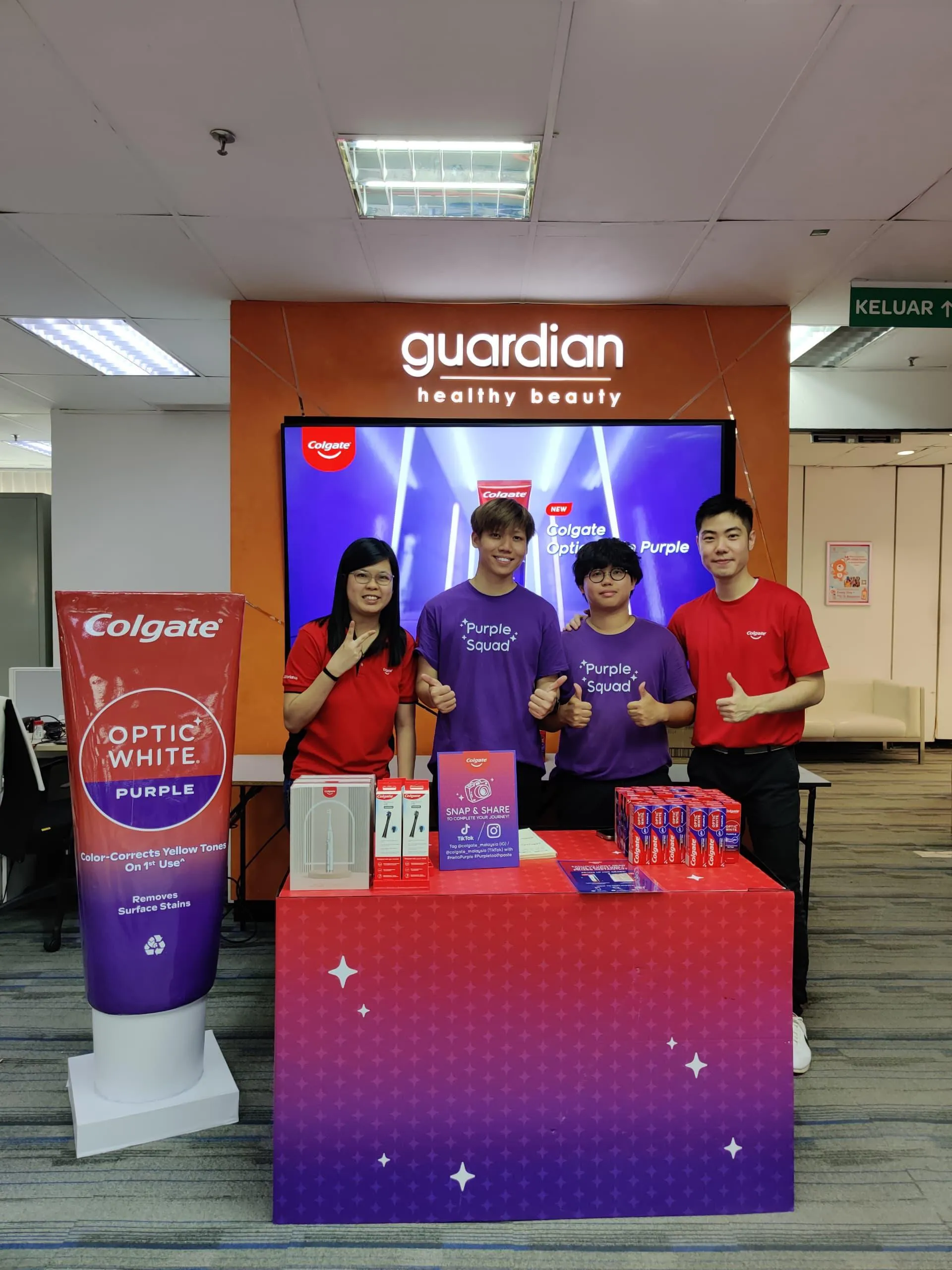 Colgate roving bus consumer engagement