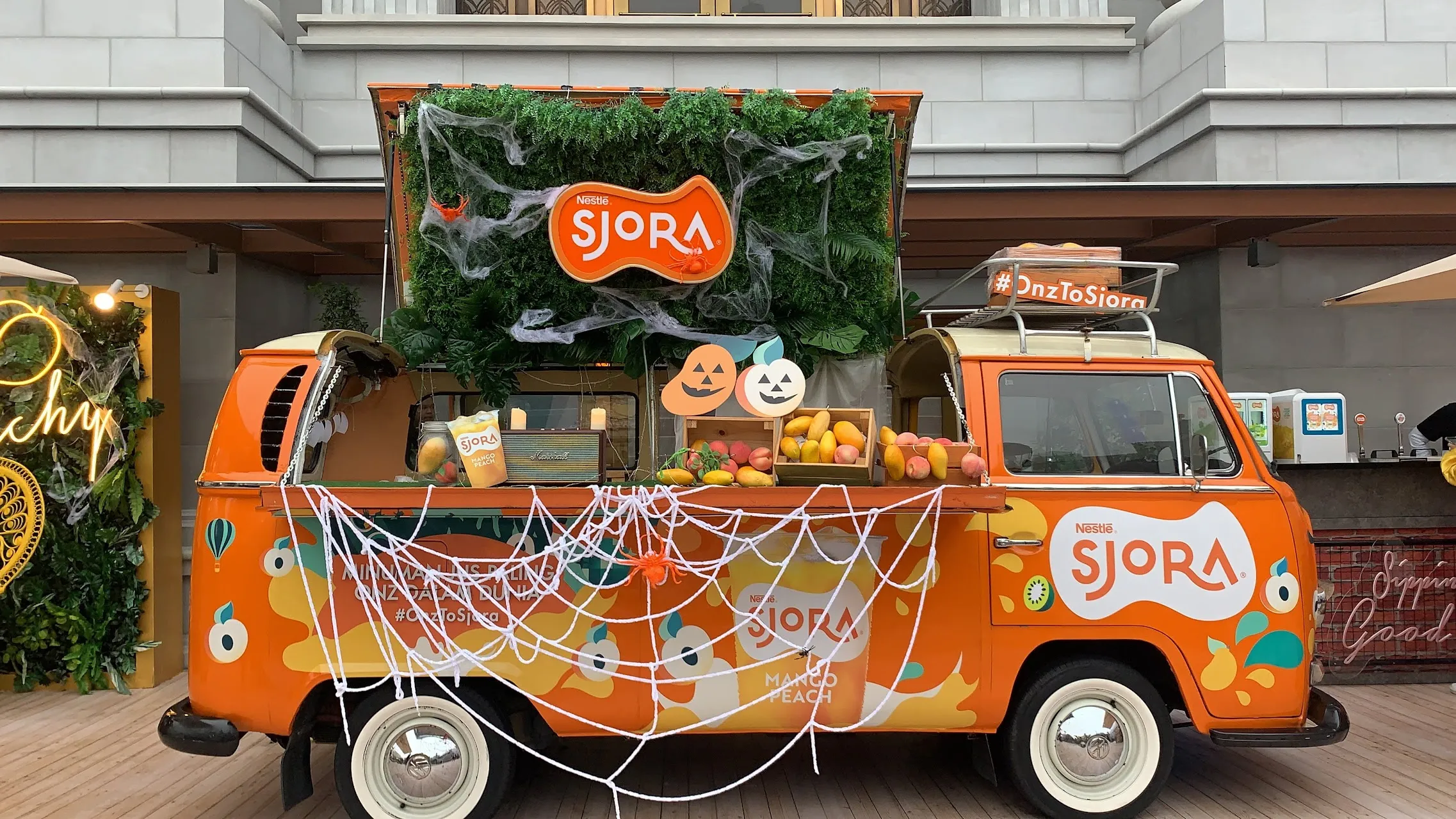 Baito signature Kombi Van roving activation